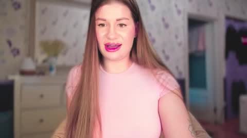 Snapshot of juicyhelenx chatting on 25, 9, 2025 Elena online show from 25, 9, 2025