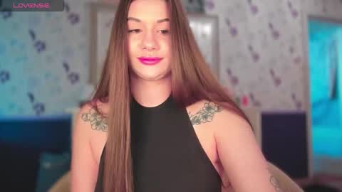 Snapshot of juicyhelenx chatting on 26, 9, 2025 Elena online show from 26, 9, 2025