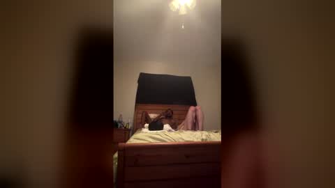 Juicywhitepeach online show from 17, 5, 2026
