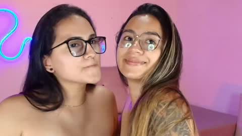 Jules and Gia online show from 22, 2, 2025