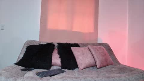 Jules and Gia online show from 20, 11, 2025