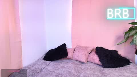 Jules and Gia online show from 16, 2, 2026