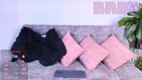 Jules and Gia online show from 15, 7, 2026