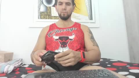 Snapshot of juleslatin122 chatting on 23, 1, 2025 Jules online show from 23, 1, 2025