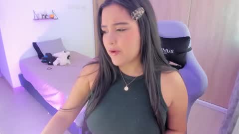 Snapshot of juli_santos_22 chatting on 28, 12, 2024 juli_santos_22 online show from 28, 12, 2024