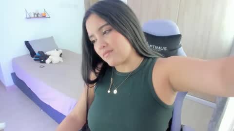 Snapshot of juli_santos_22 chatting on 28, 12, 2024 juli_santos_22 online show from 28, 12, 2024