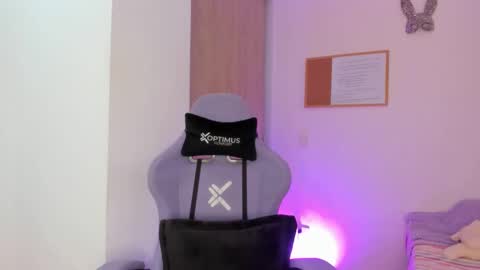 Snapshot of juli_santos_22 chatting on 30, 1, 2025 juli_santos_22 online show from 30, 1, 2025