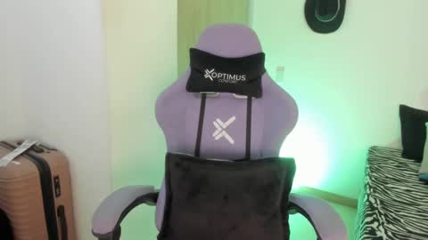 Snapshot of juli_santos_22 chatting on 22, 2, 2025 juli_santos_22 online show from 22, 2, 2025