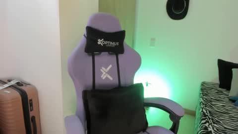 Snapshot of juli_santos_22 chatting on 22, 2, 2025 juli_santos_22 online show from 22, 2, 2025