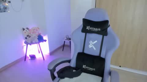 Snapshot of juli_santos_22 chatting on 5, 10, 2025 juli_santos_22 online show from 5, 10, 2025