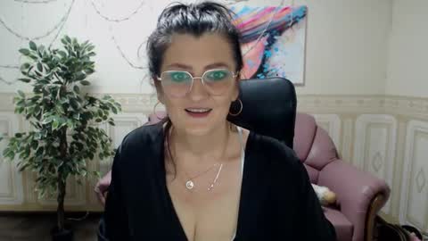 Julia Andersone online show from 2, 2, 2025