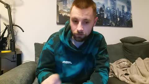 julia_official online show from 21, 2, 2025