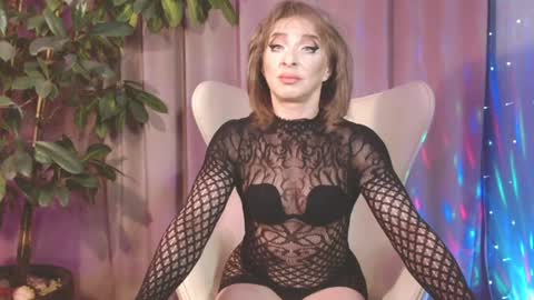 Julia online show from 28, 1, 2025