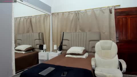 julian billy online show from 5, 2, 2025