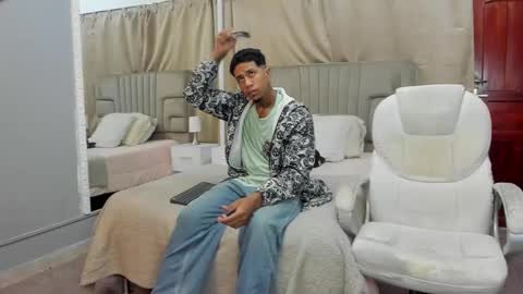 julian billy online show from 25, 2, 2025