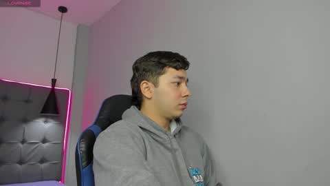 Snapshot of julian_smith21 chatting on 4, 3, 2026 julian_smith21 online show from 4, 3, 2026