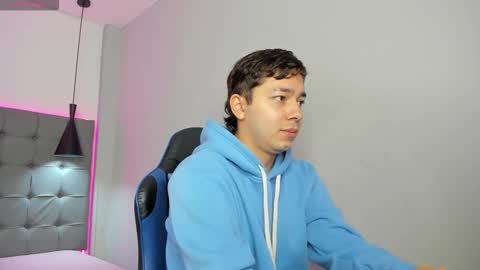 Snapshot of julian_smith21 chatting on 13, 3, 2026 julian_smith21 online show from 13, 3, 2026