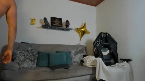 julian_wallace online show from 15, 10, 2025