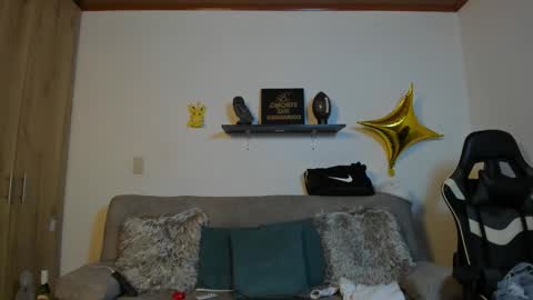 julian_wallace online show from 28, 11, 2025