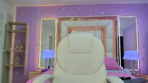 juliana_diamond_ online show from 16, 6, 2026