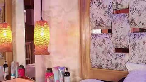 Snapshot of juliana_mendez25 chatting on 10, 10, 2025 juliana_mendez25 online show from 10, 10, 2025