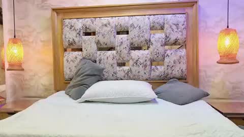 Snapshot of juliana_mendez25 chatting on 12, 10, 2025 juliana_mendez25 online show from 12, 10, 2025