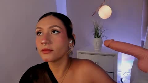 Snapshot of juliana_sosa chatting on 24, 5, 2026 Juli online show from 24, 5, 2026