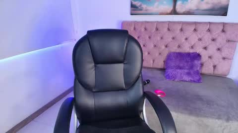  JULIANA CASTRO online show from 19, 3, 2026