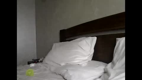 Snapshot of julianagold1 chatting on 10, 10, 2025 julianagold1 online show from 10, 10, 2025