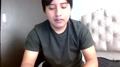 Julian online show from 11, 5, 2026