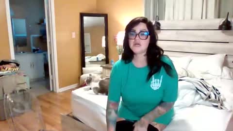 Texas Mamasita online show from 4, 3, 2025