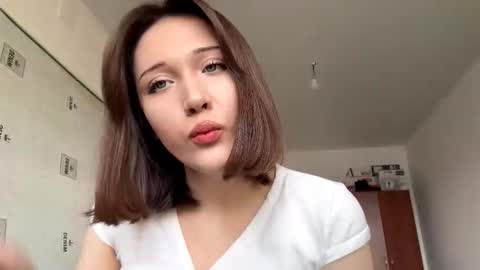 Snapshot of julianbatman chatting on 22, 3, 2026 Kira online show from 22, 3, 2026