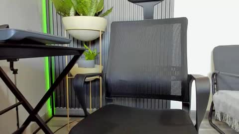 Julian online show from 19, 3, 2026