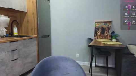 julidropp online show from 16, 1, 2025