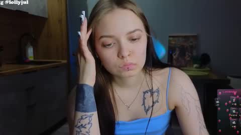 julidropp online show from 3, 3, 2025