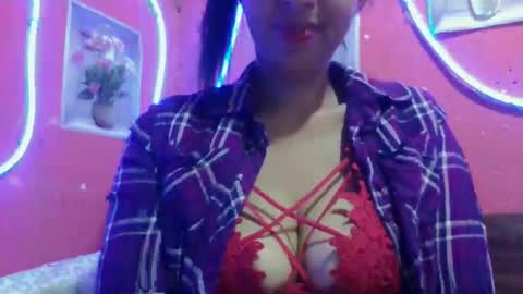 julie0612 online show from 5, 4, 2026