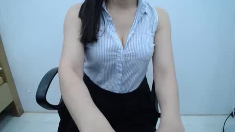 julie9x online show from 5, 5, 2026