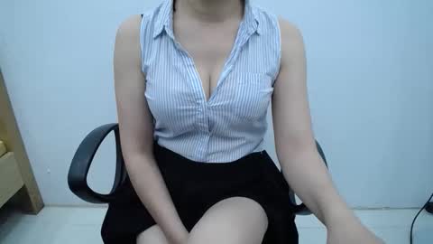 julie9x online show from 6, 5, 2026
