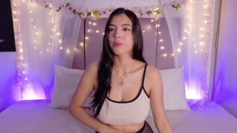 Juliet Bennet online show from 6, 5, 2026