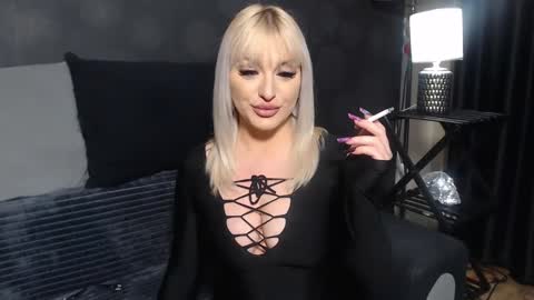 julia online show from 6, 12, 2024