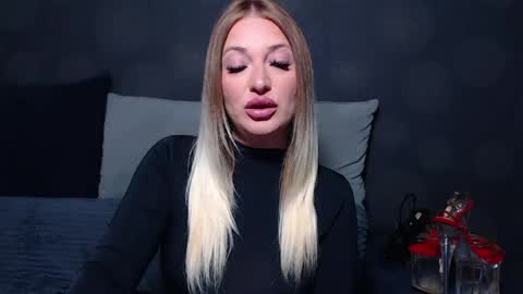 julia online show from 15, 7, 2026