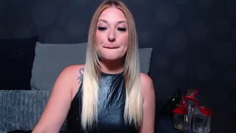 julia online show from 19, 7, 2026