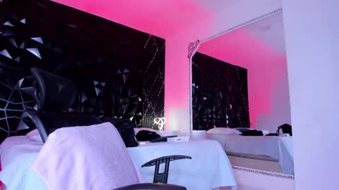 Julien online show from 2, 11, 2025