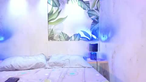 Snapshot of juliet_miller chatting on 22, 7, 2026 Juliet online show from 22, 7, 2026