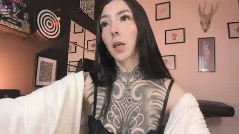 juliet_sourire online show from 23, 7, 2026