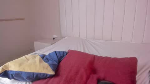 Julieta  IG juietaflower06 online show from 22, 2, 2025