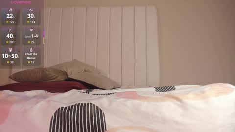 Julieta  IG juietaflower06 online show from 12, 9, 2025