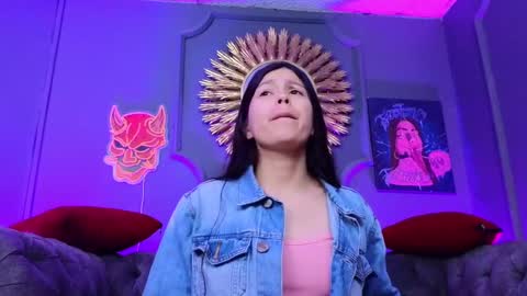  Julieta  online show from 30, 12, 2024