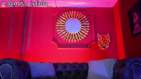  Julieta  online show from 9, 7, 2026