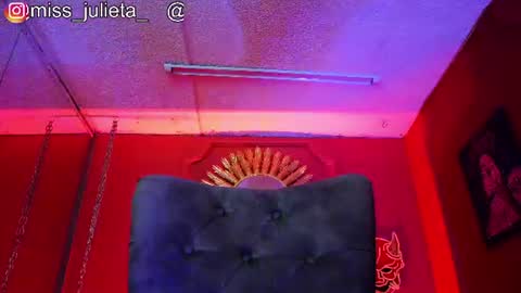  Julieta  online show from 6, 8, 2026